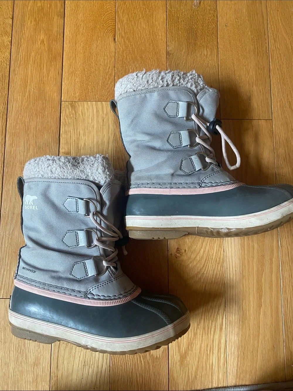 Sorel little girl boots